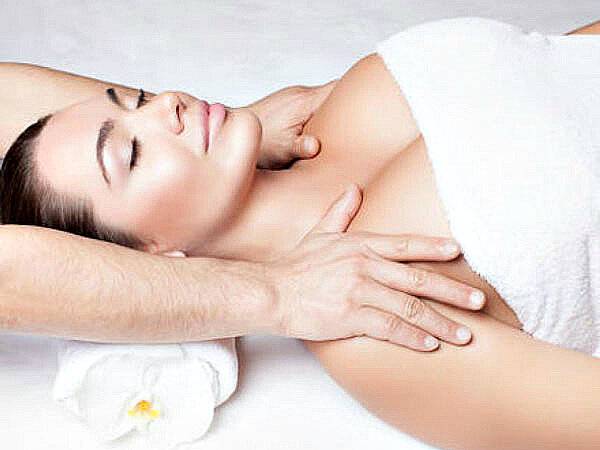 Как правильно делать массаж женской груди