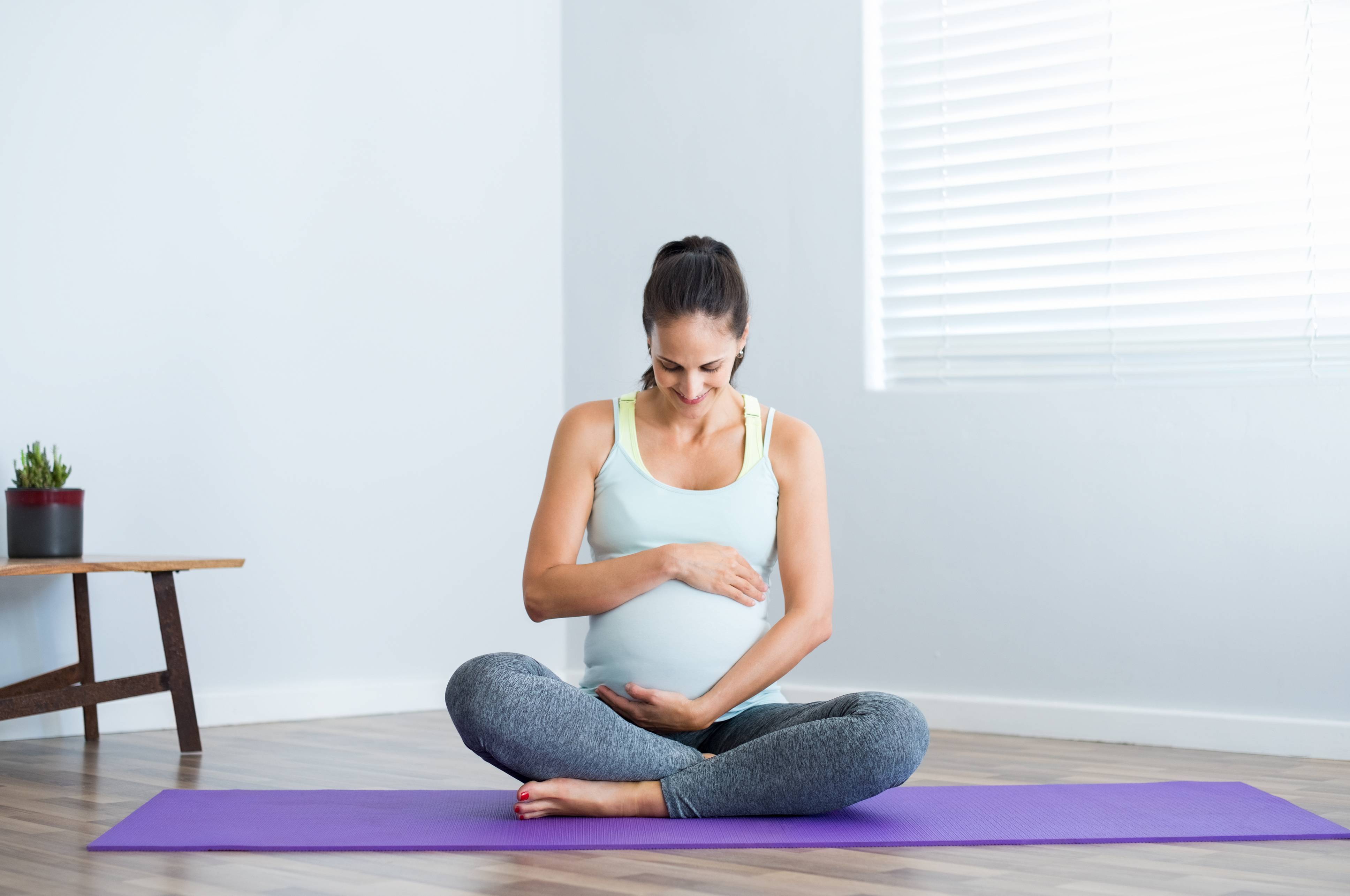 Асаны для беременных - разрешенные и запрещенные упражнения при беременности