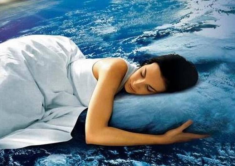 Расслабляющая практика перед сном для женщин – медитация на ночь