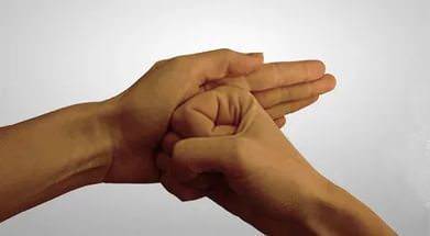 Важные мудры пальцев рук для здоровья и похудения