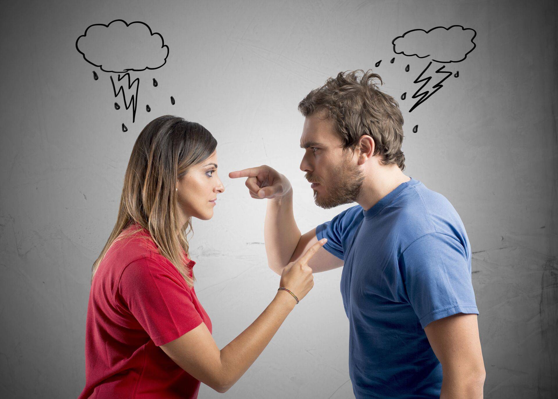 Как вести себя с мужчиной, чтобы он сам тянулся к женщине: 20 подсказок из психологии
