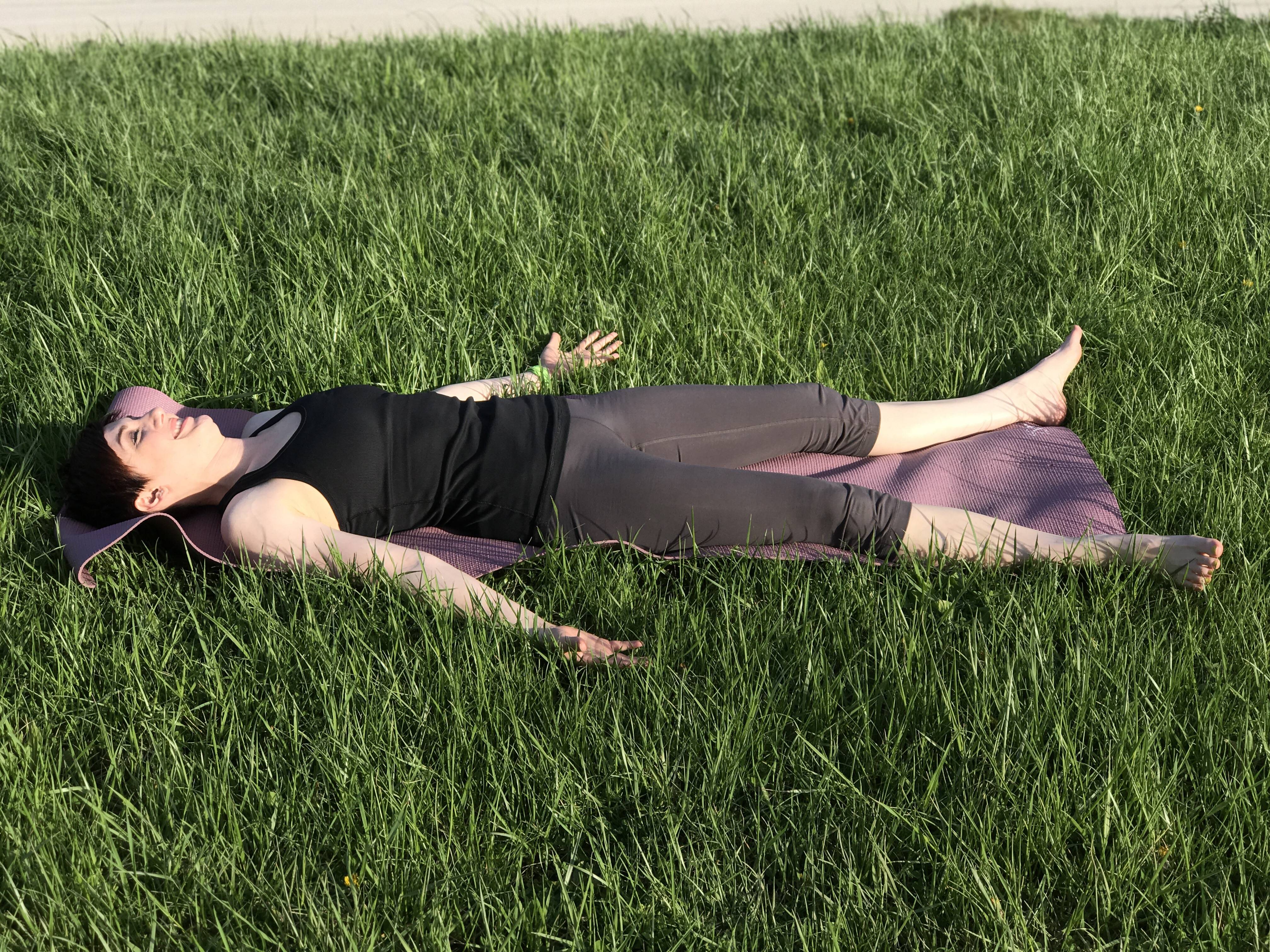 Секреты метода глубокого расслабления: шавасана – поза трупа в йоге