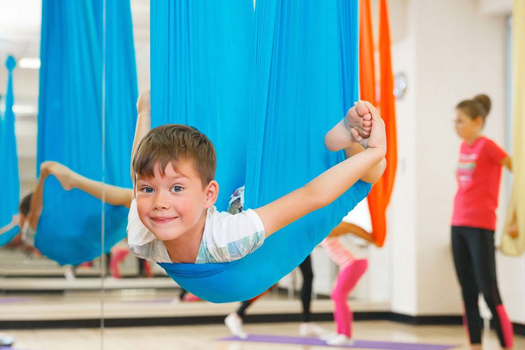 Упражнения йоги для детей