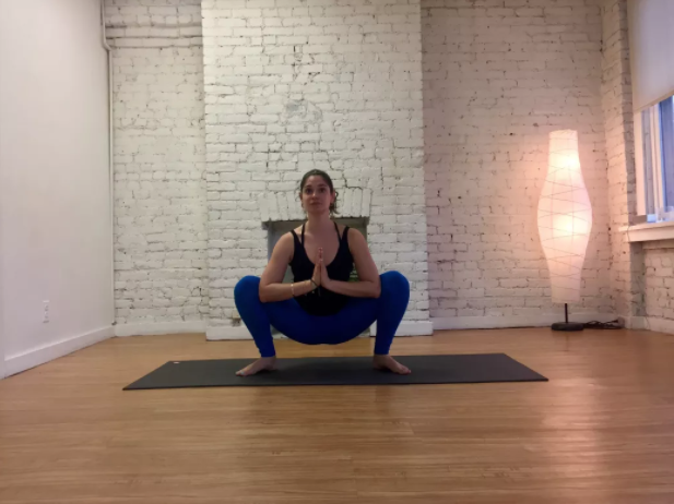 Упражнения йоги для раскрытия тазобедренных суставов для начинающих