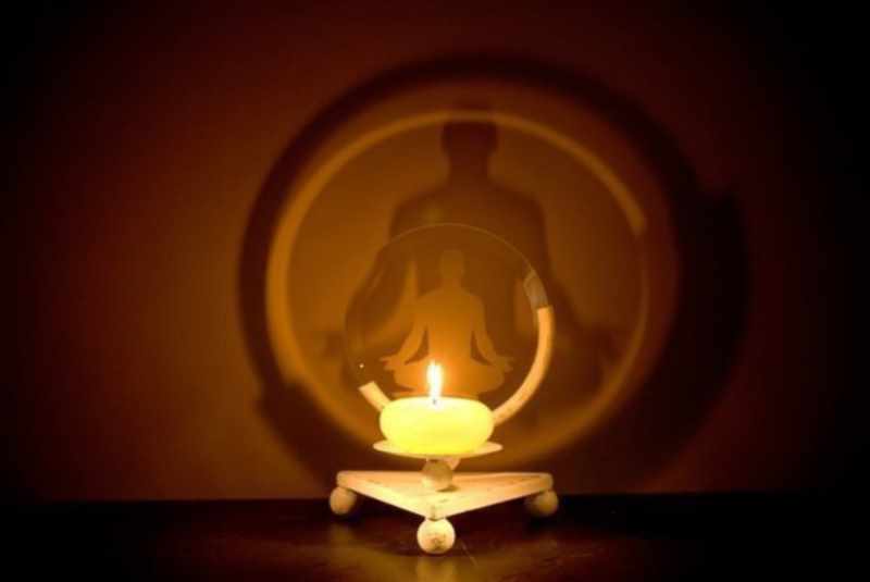 Особенности медитации на пламя свечи