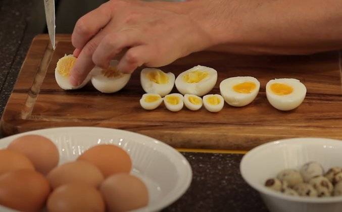 Сколько минут нужно варить яйца и другие секреты о яйцах